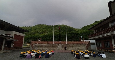 5年林間　朝の集い１